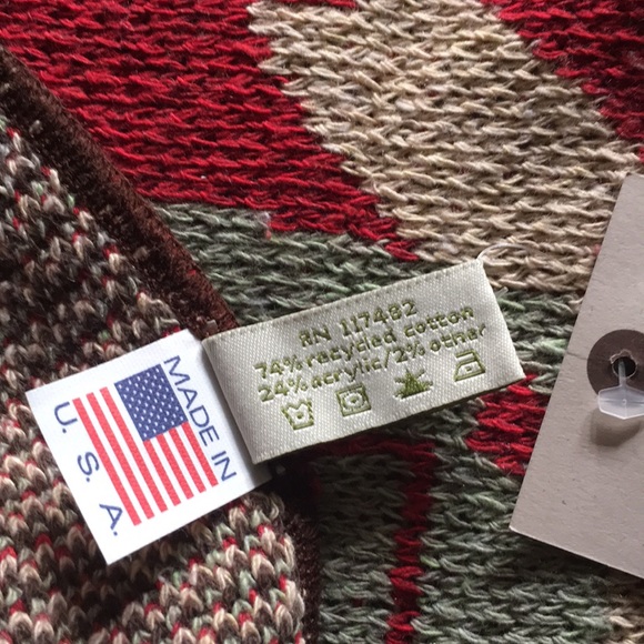 3 Pigs Throw Jr from Green3Apparel -NWT - Picture 6 of 6